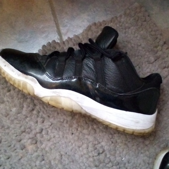 Jordans - Picture 2 of 4